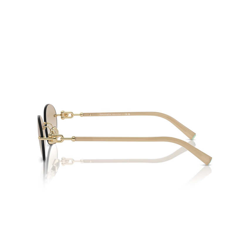 Lunettes de soleil Tiffany TF3104D 617811 pale gold - 3/4