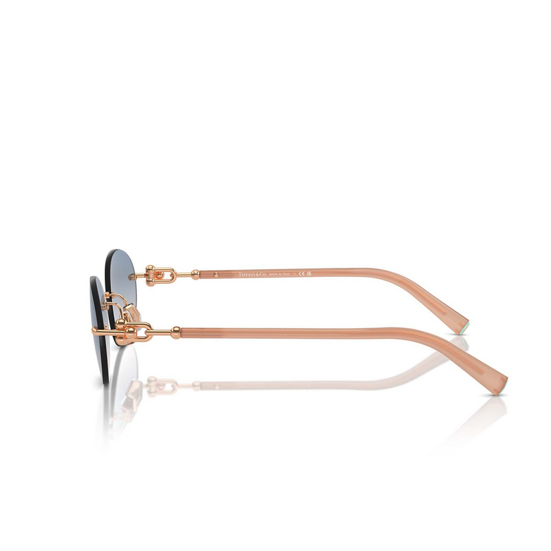 Gafas de sol Tiffany TF3104D 621716 rose gold - 3/4