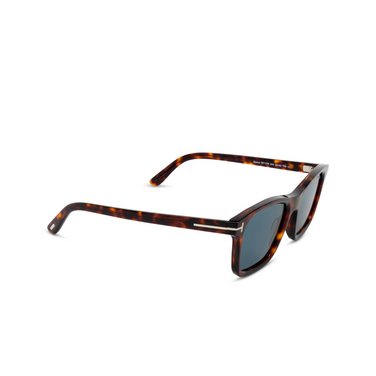 Tom Ford FT1179 Sunglasses 54V red havana - three-quarters view