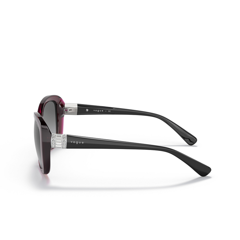 Lunettes de soleil Vogue VO2943SB 298911 transparent dark cherry - 3/4