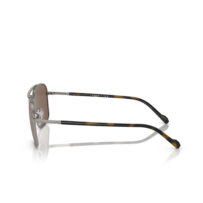 Lunettes de soleil Vogue VO4289S 548/73 gunmetal - 3/4