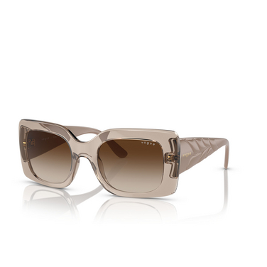 Vogue VO5481S Sonnenbrillen 299013 transparent caramel - Dreiviertelansicht