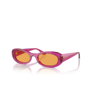 Gafas de sol Vogue VO5582S 3165/7 transparent violet - Vista tres cuartos