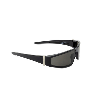 Alexander McQueen AM0490S Sunglasses 001 black - three-quarters view