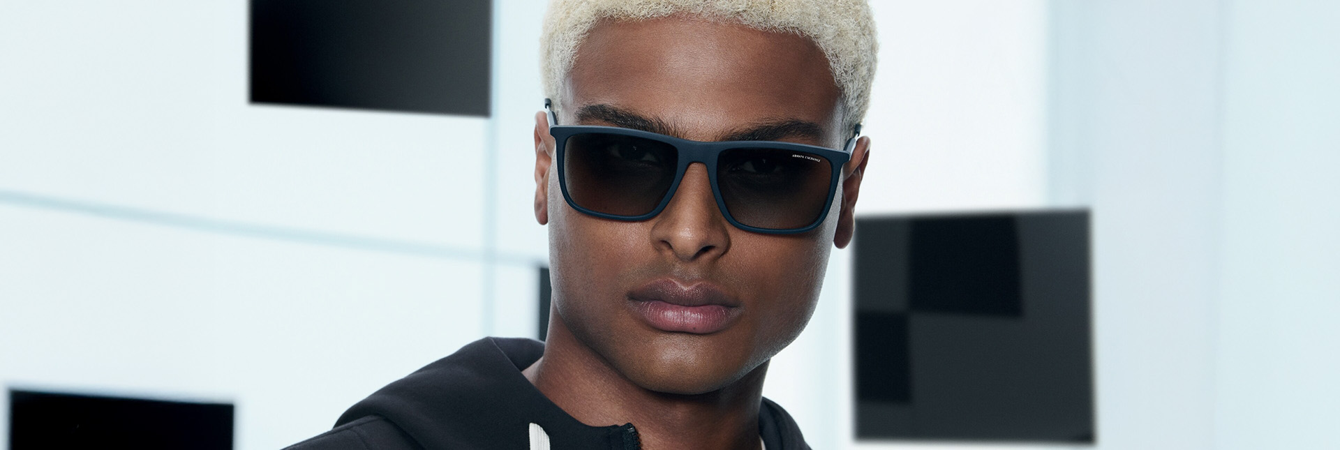 Lunettes de soleil Armani Exchange