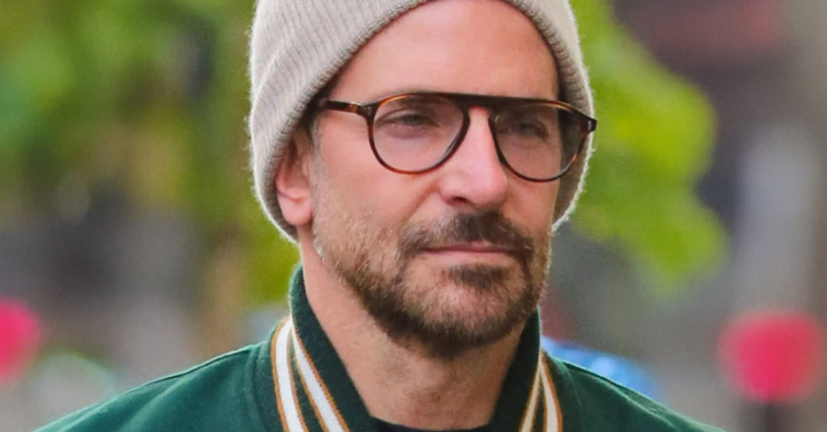 Bradley Cooper in aviators