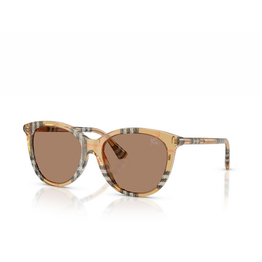 Burberry BE4455 Sonnenbrillen 416373 check sand - Dreiviertelansicht