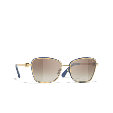 CHANEL quadratische sonnenbrille C488S9 amber gold - Dreiviertelansicht