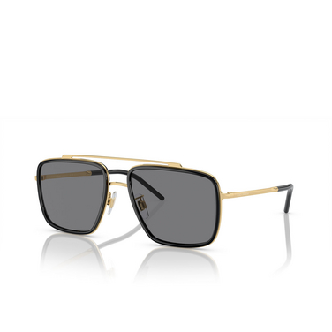 Lunettes de soleil Dolce & Gabbana DG2220 02/81 gold / black - Vue trois quarts
