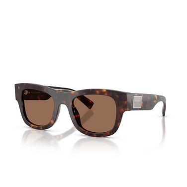 Occhiali da sole Dolce & Gabbana DG4509 502/73 havana - tre quarti