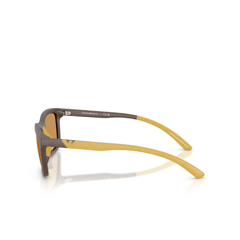 Occhiali da sole Emporio Armani EA4249U 625893 matte brown - 3/3