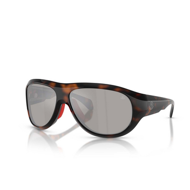 Moncler BLEACHER Sunglasses 50216G shiny dark havana - three-quarters view