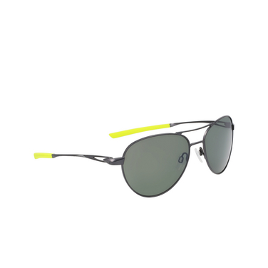 Nike ACE DRIVER I Sunglasses 907 satin gunmetal / green - three-quarters view