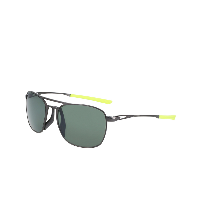 Lunettes de soleil Nike ACE DRIVER P 907 satin gunmetal / polar green - 3/4