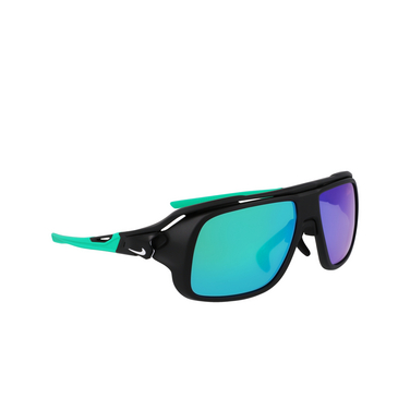 Nike FLYFREE SOAR Sunglasses 011 mate black / gren mir / low lite - three-quarters view