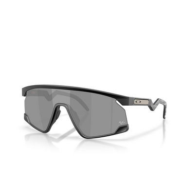Oakley BXTR Sunglasses 928019 matte black - three-quarters view