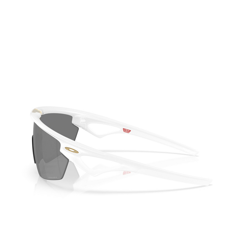 Oakley SPHAERA Sunglasses 940324 matte white - 3/4