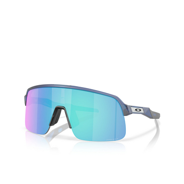 Oakley SUTRO LITE S Sonnenbrillen 949603 matte transparent blue - Dreiviertelansicht