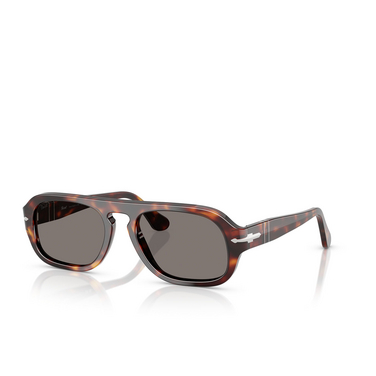 Occhiali da sole Persol PO3369S 24/B1 havana - tre quarti