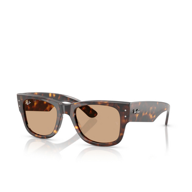 Occhiali da sole Ray-Ban MEGA WAYFARER 902/53 havana - tre quarti