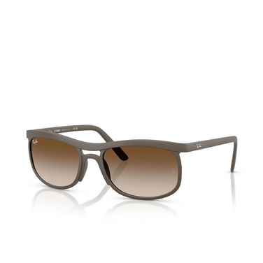 Lunettes de soleil Ray-Ban RB4452 612413 sand brown - Vue trois quarts