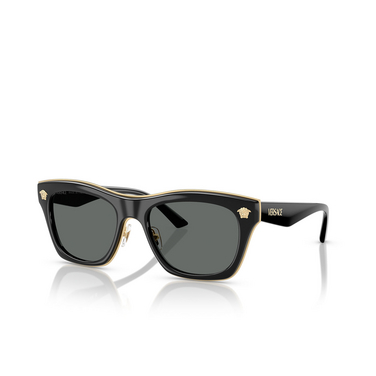 Versace VE2272 Sonnenbrillen GB1/87 black - Dreiviertelansicht