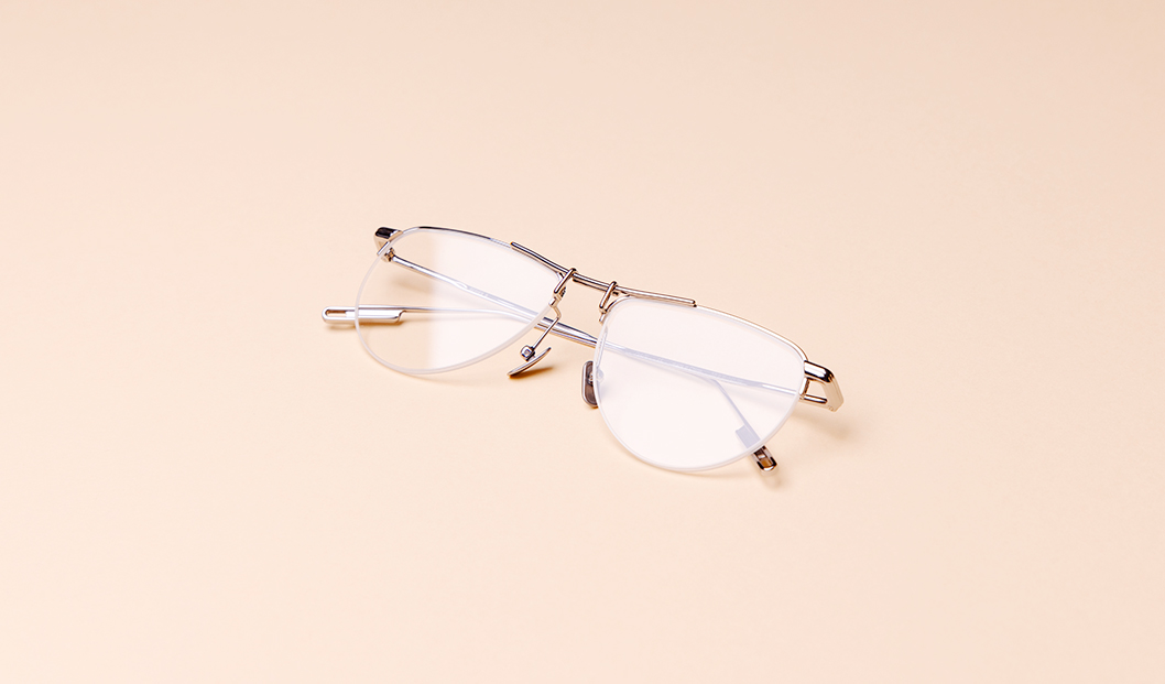 2023 Eyewear Trends: Aviator Frames - Mia Burton